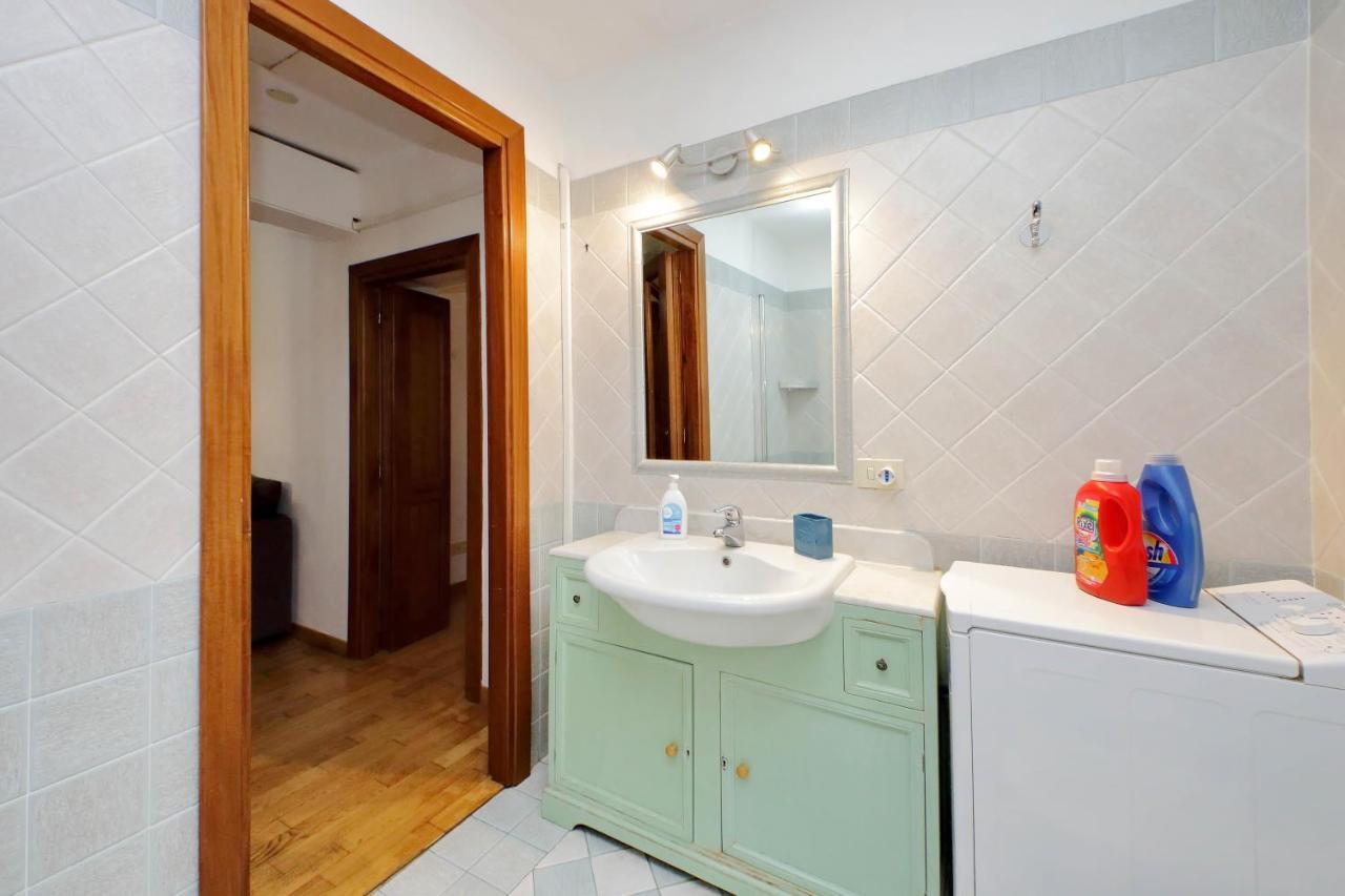 Vatican Spacious Modi Apartment ローマ エクステリア 写真