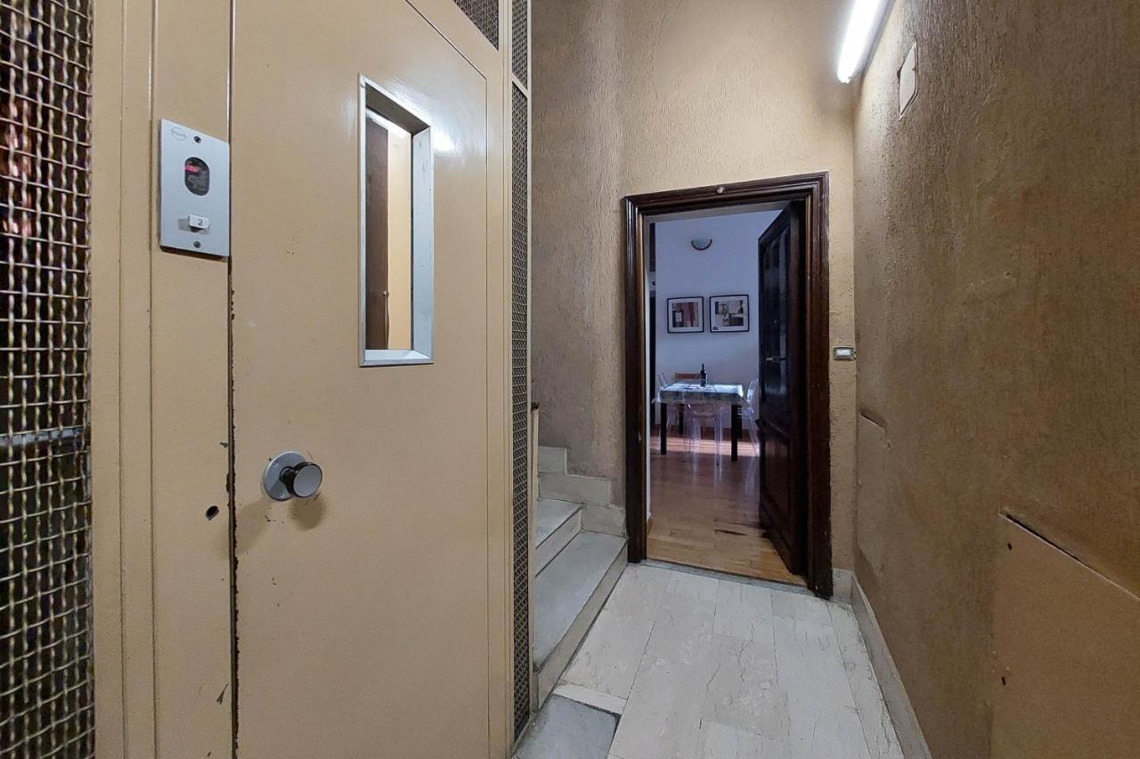 Vatican Spacious Modi Apartment ローマ エクステリア 写真